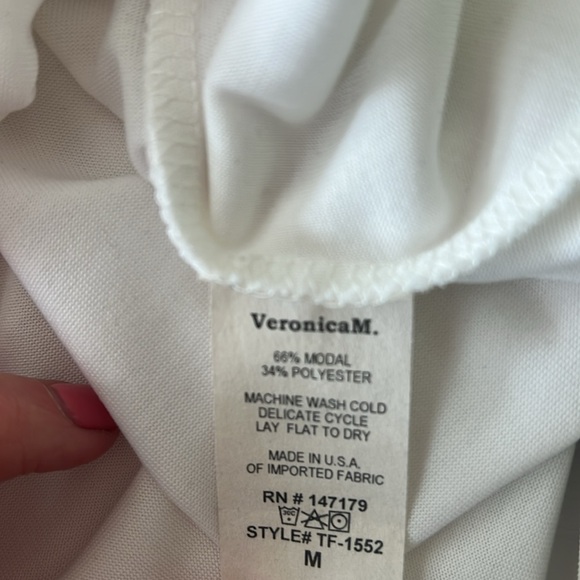 NWT! Veronica M Cream Sleeveless Everyday Cupro Surplice Ivory. Size M. - Picture 5 of 5